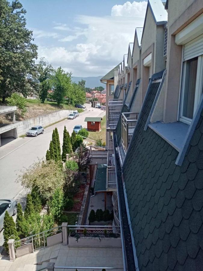 شقة Apartman Romansa Vrnjačka Banja المظهر الخارجي الصورة