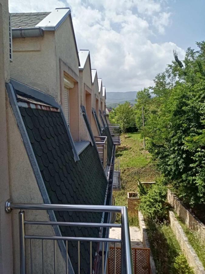 شقة Apartman Romansa Vrnjačka Banja المظهر الخارجي الصورة